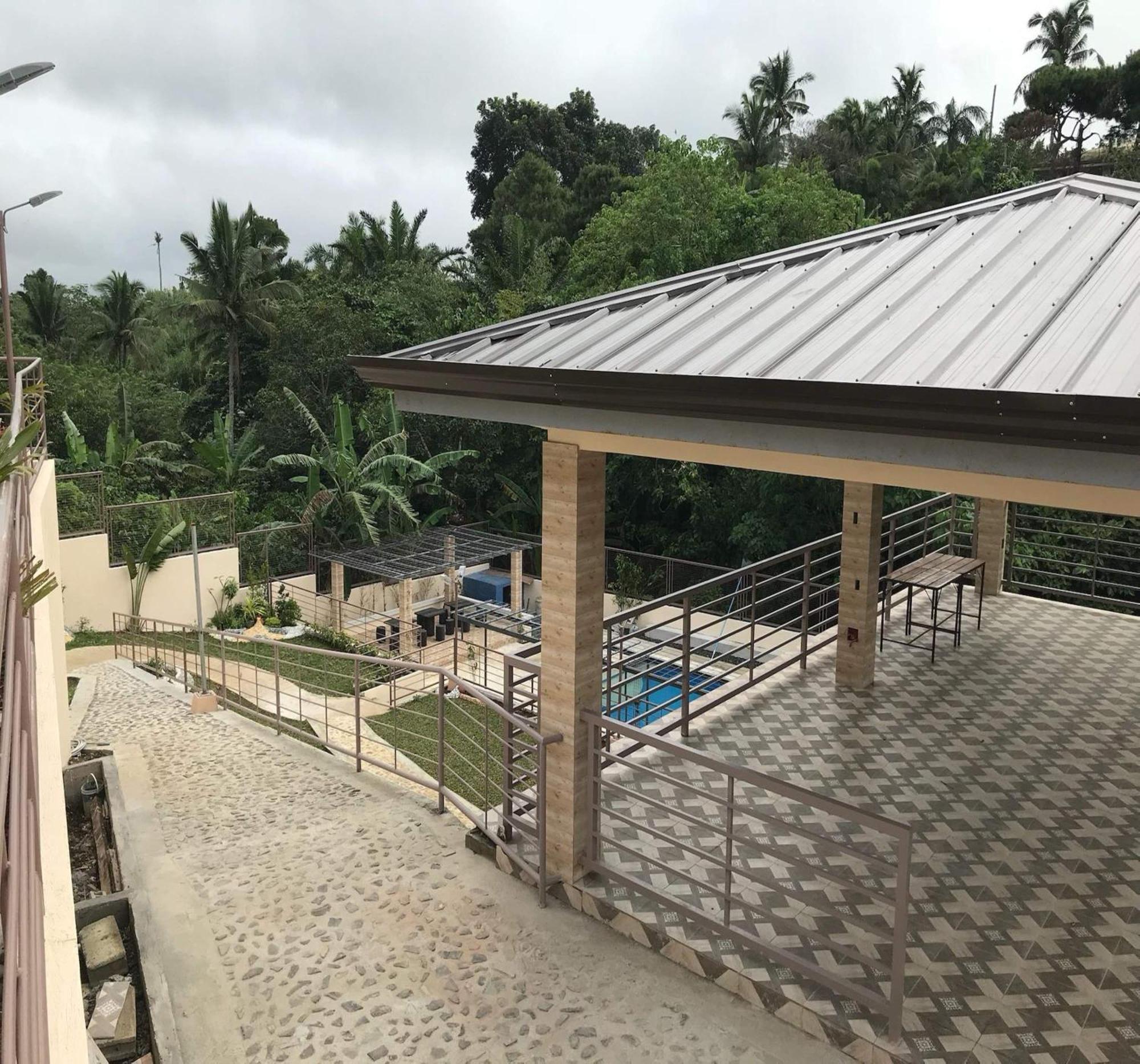 Oyo 1067 Villa Sofia At Silang 따가이따이 외부 사진