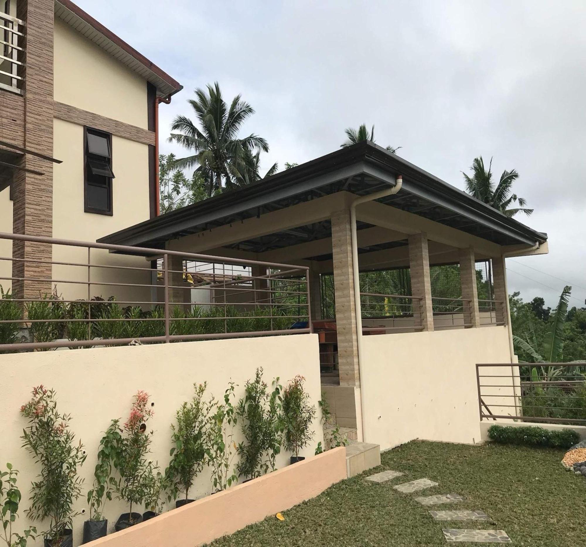 Oyo 1067 Villa Sofia At Silang 따가이따이 외부 사진